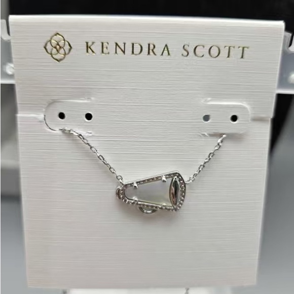 Kendra Scott Silver Cheer Necklace - Picture 2 of 2